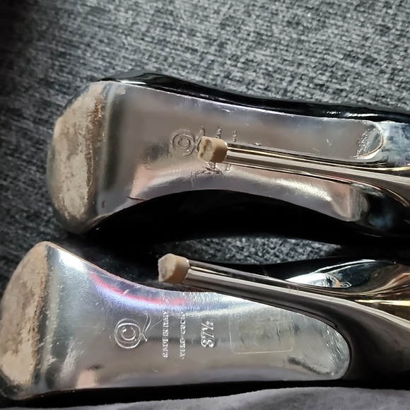 McQ Alexander Mcqueen Heart peep toe platform heels. Black with silver heel - Picture 14 of 16